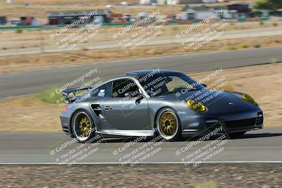 media/Oct-01-2022-Team Topak Racing (Sat) [[f860fb51be]]/2-Inter Low 2/session 1 turn 3/